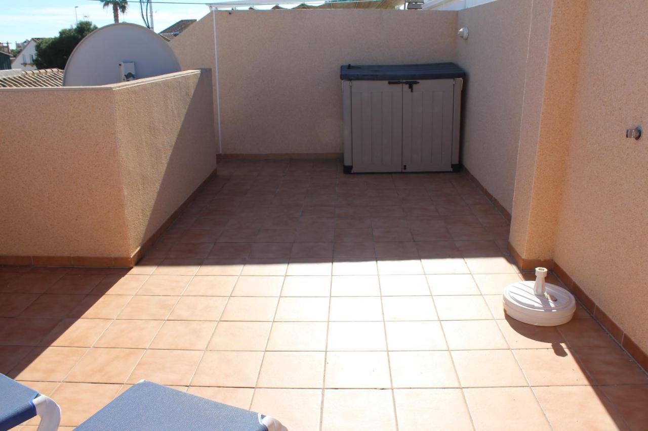 Bungalow With 2 Bedrooms And Roof Terrace In The Center Of La Zenia. Free Wifi. Orihuela Luaran gambar