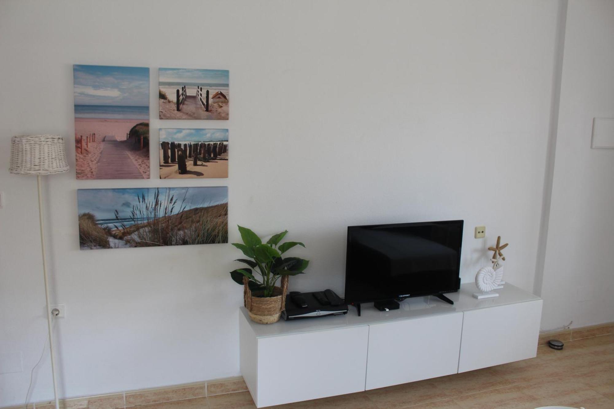 Bungalow With 2 Bedrooms And Roof Terrace In The Center Of La Zenia. Free Wifi. Orihuela Luaran gambar