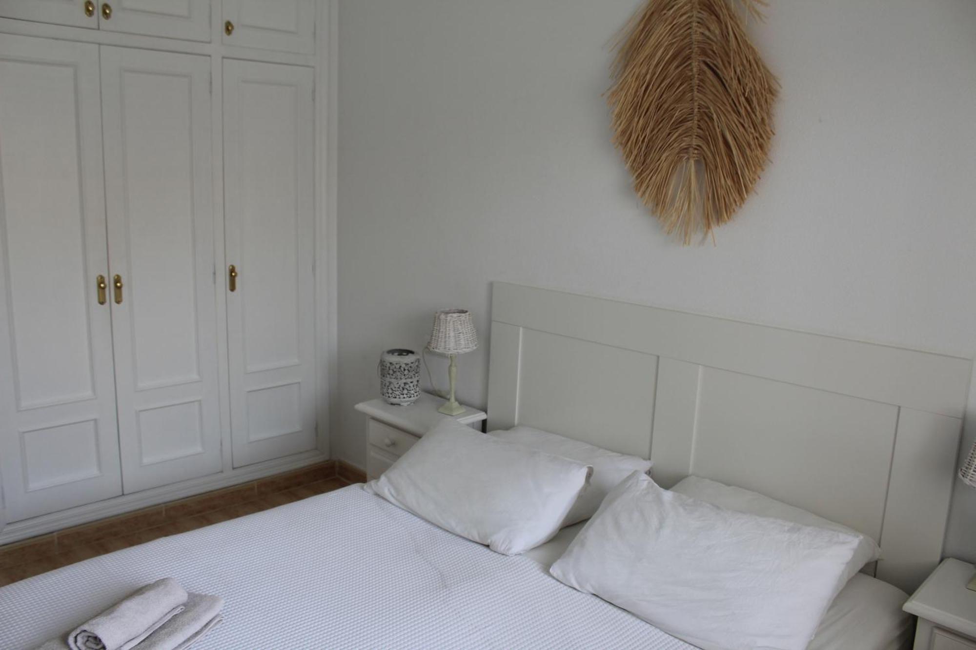 Bungalow With 2 Bedrooms And Roof Terrace In The Center Of La Zenia. Free Wifi. Orihuela Luaran gambar